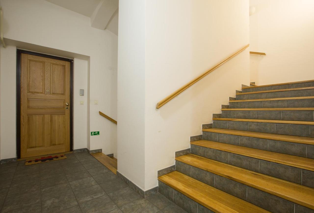 Elegant Apartment With Free Garage In The Center Of Praha Exteriér fotografie