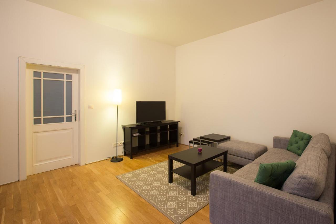 Elegant Apartment With Free Garage In The Center Of Praha Exteriér fotografie